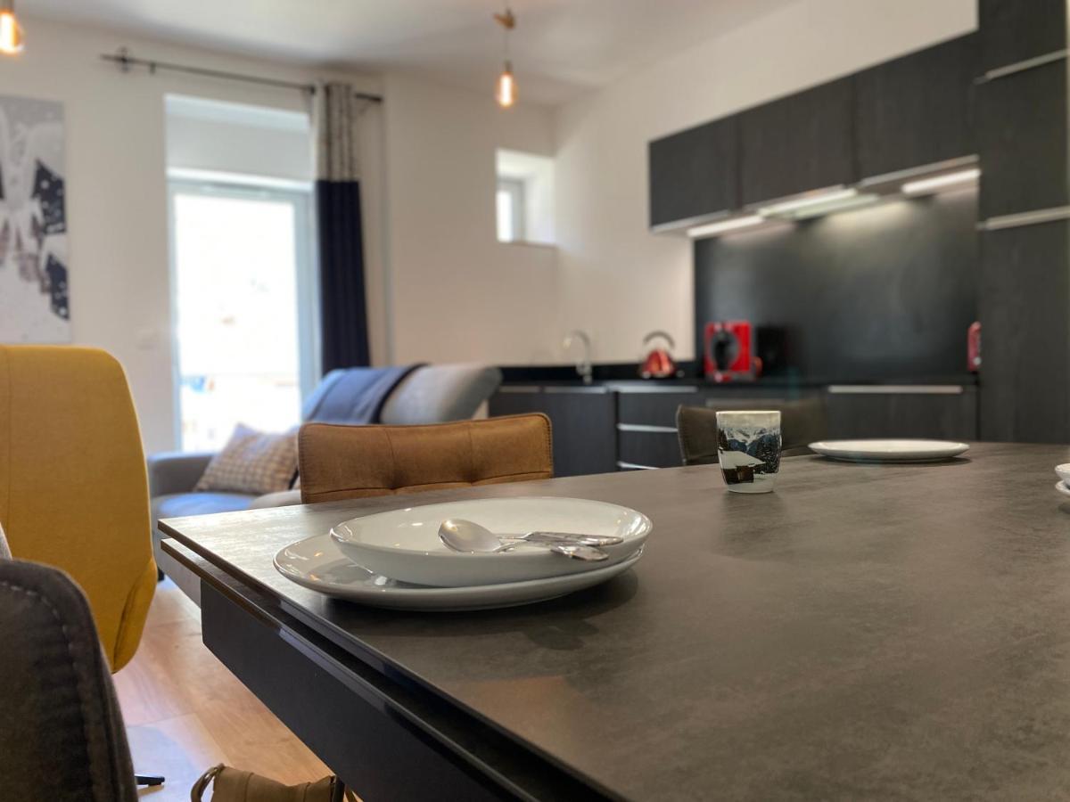 Ferienwohnung Plein Centre, T3 5P Totalement Renove 55M2. Wifi Cauterets Exterior foto